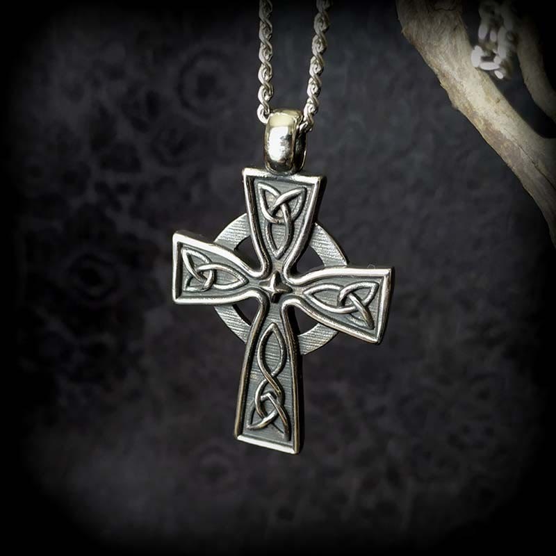 christiandiscipleshop Vintage Trinity Sacred Celtic Cross Necklace: A Divine Symbol of Faith and Heritage