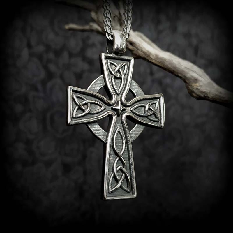 christiandiscipleshop Vintage Trinity Sacred Celtic Cross Necklace: A Divine Symbol of Faith and Heritage