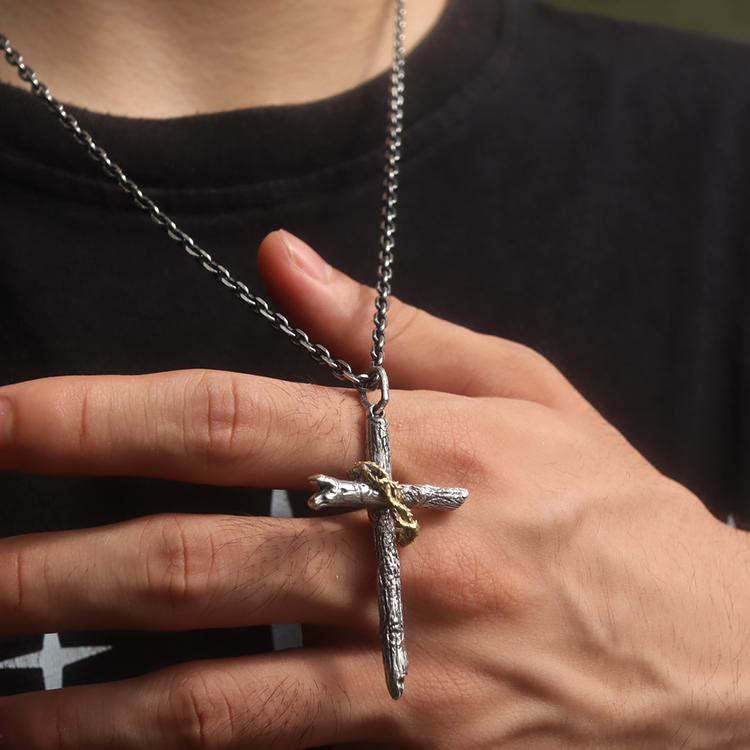 Christianartworkshop 925 Sterling Silver Cross of Thorns Necklace: A Symbol of Faith