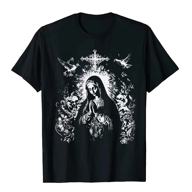 christiandiscipleshop Mary Praying Vintage T-shirt