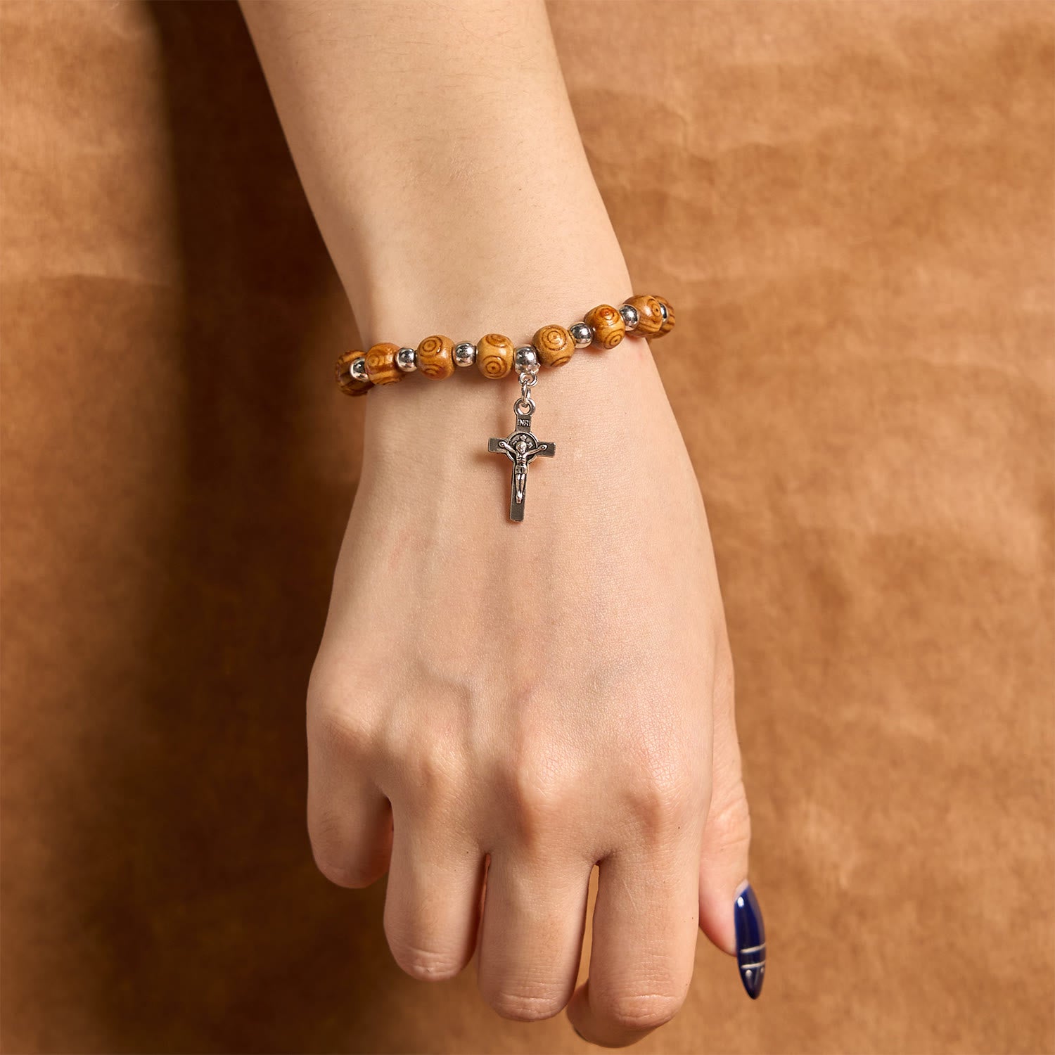 christiandiscipleshop Jesus Icon Crucifix Rose Bracelet: Handmade Spiritual Jewelry with Exquisite Craftsmanship