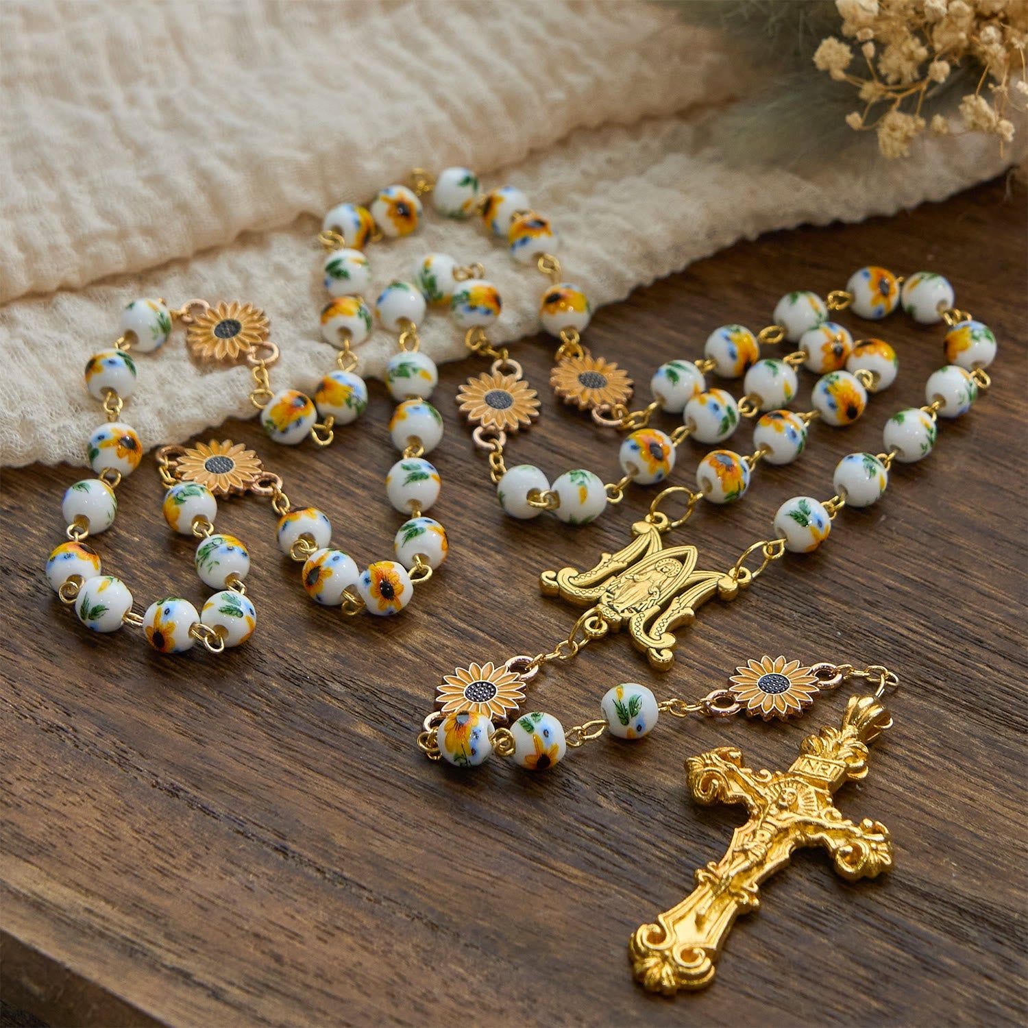 christiandiscipleshop Handmade Sunflower-Inspired Rosary: A Divine Creation with Yellow Floral Beads