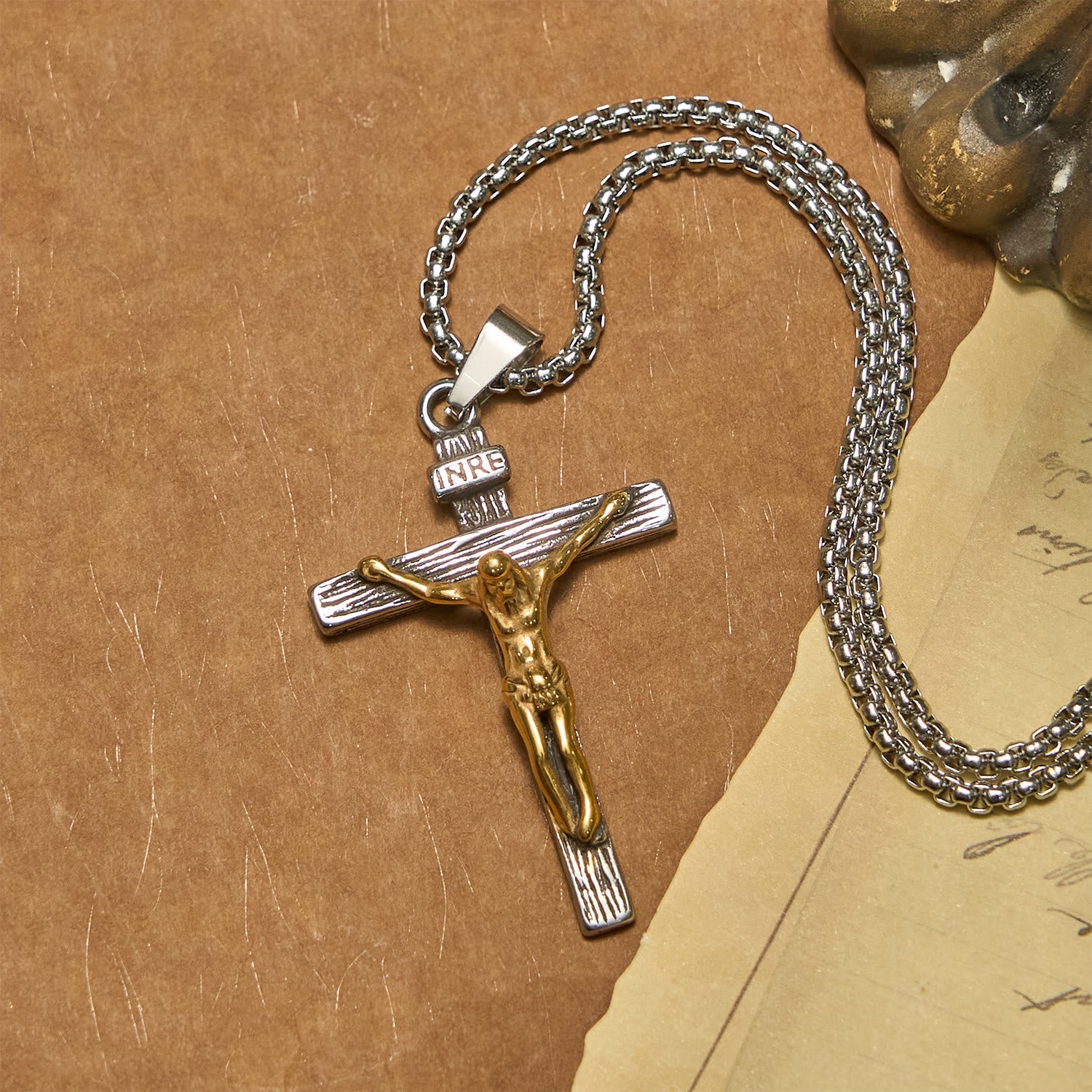 Christianartworkshop 3color Crucifix Pendant Necklace: Divine Amulet of Faith