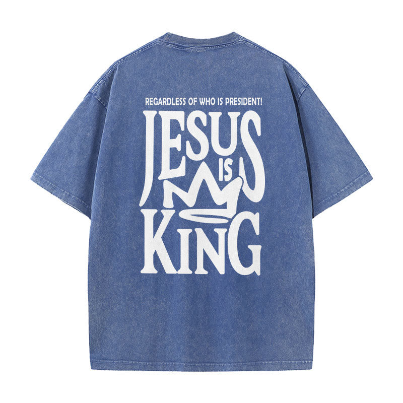 christiandiscipleshop Jesus is King Statement Unisex Washed T-Shirt