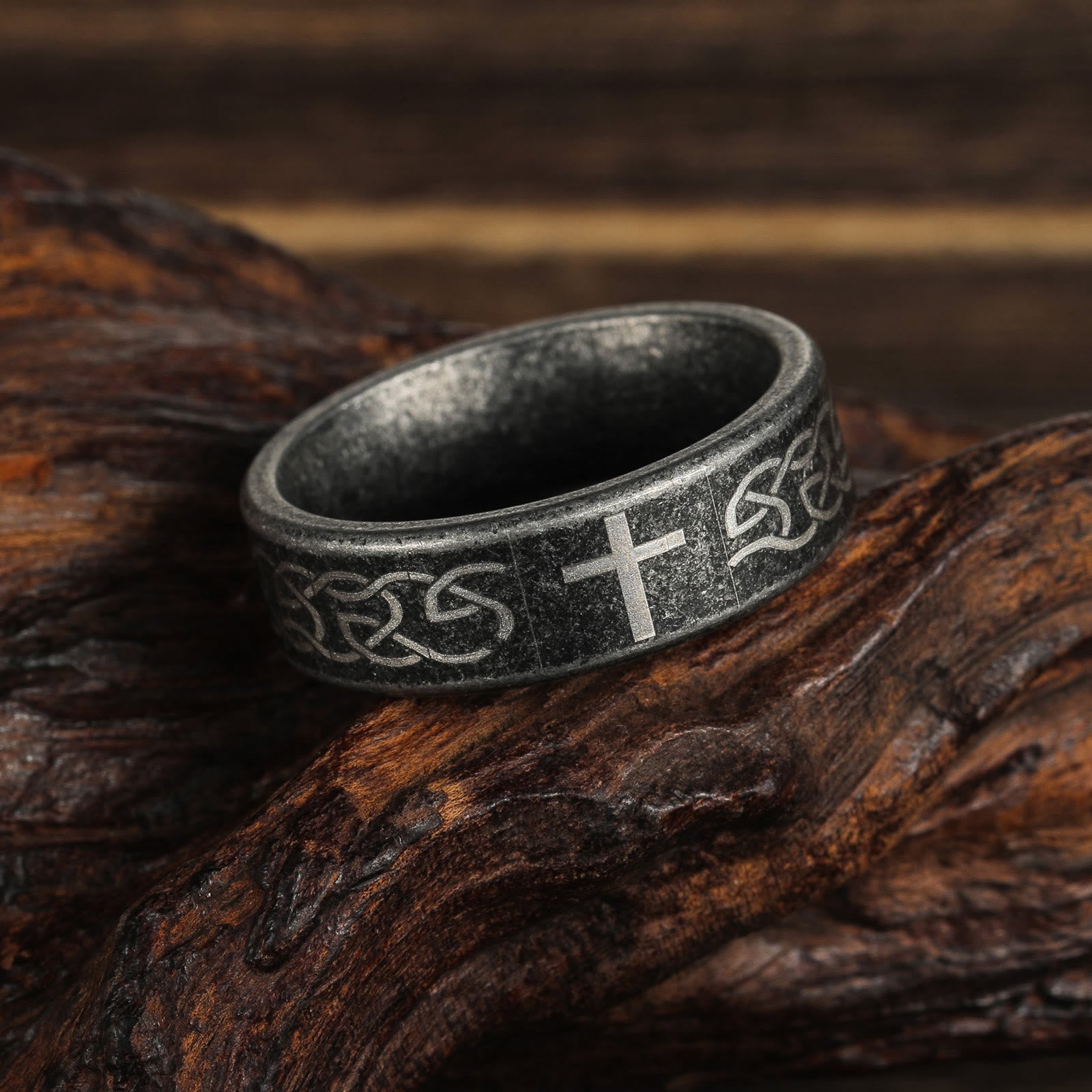 Christianartworkshop Artisanal Aged 925 Silver Ring with Celtic Knot & Cross: Expression of Faithful Identity