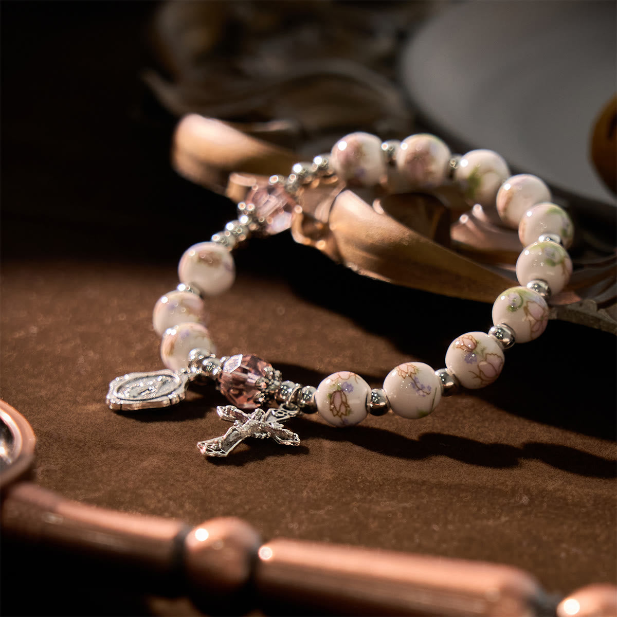 Christianartworkshop Multi-color Floral Ceramic Stretch Bracelet