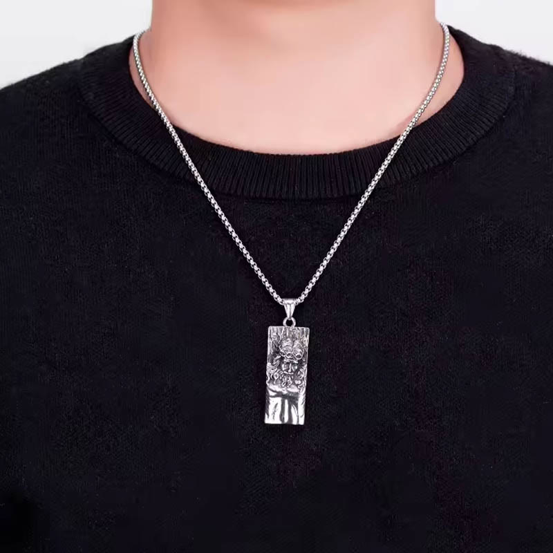 christiandiscipleshop Jesus Shield Amulet Religion Necklace
