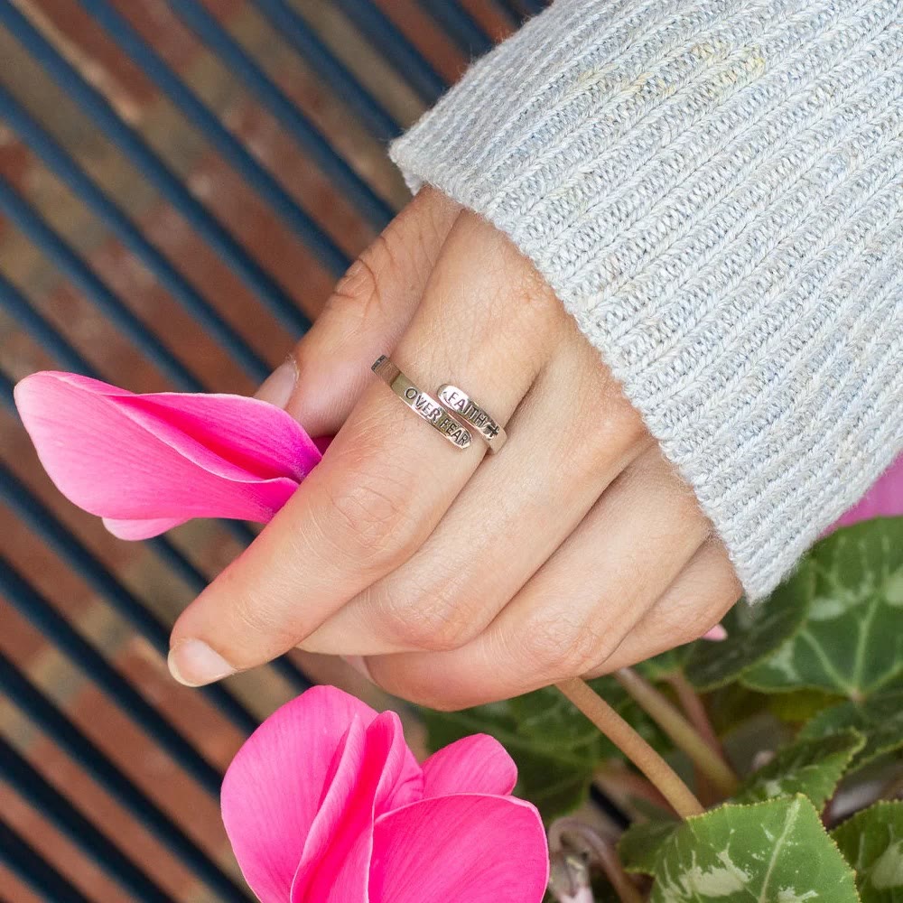 Christiandiscipleshop Faith-Over Fear: Minimalist Christ Bible Ring
