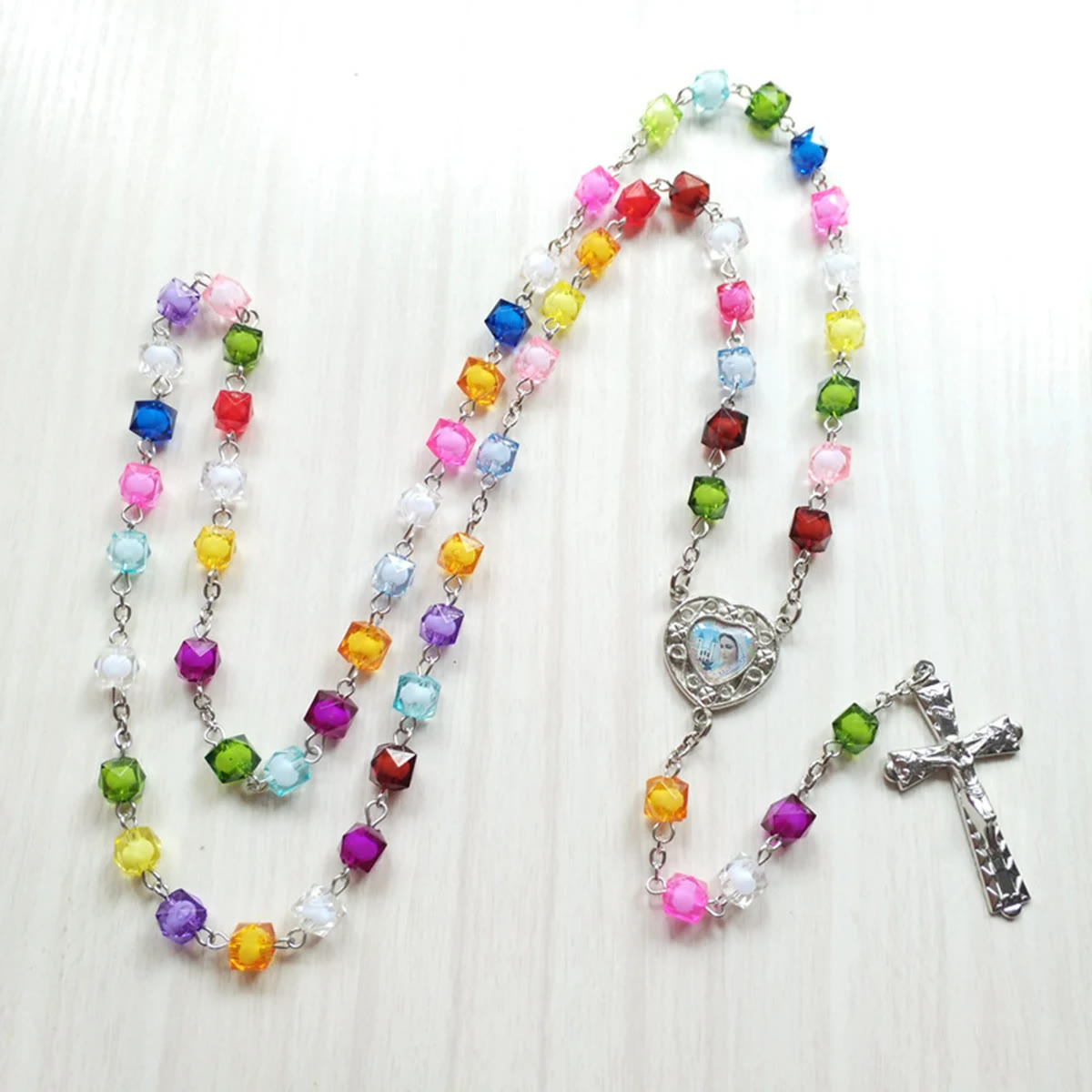 Christiandiscipleshop Our Lady of Peace & Crucifix of 8 mm Polyhedron Multicolor Acrylic Alloy Chain Rosary