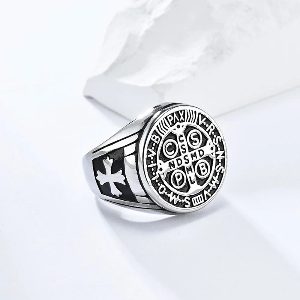 Christiandiscipleshop St. Benedict the Protector Ring