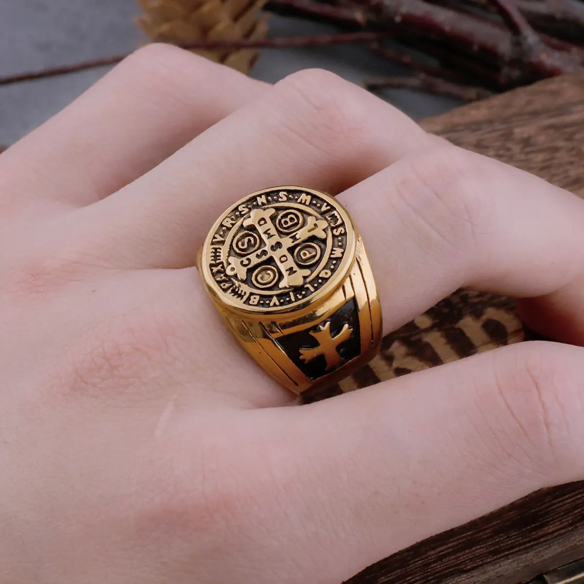 Christiandiscipleshop St. Benedict the Protector Ring