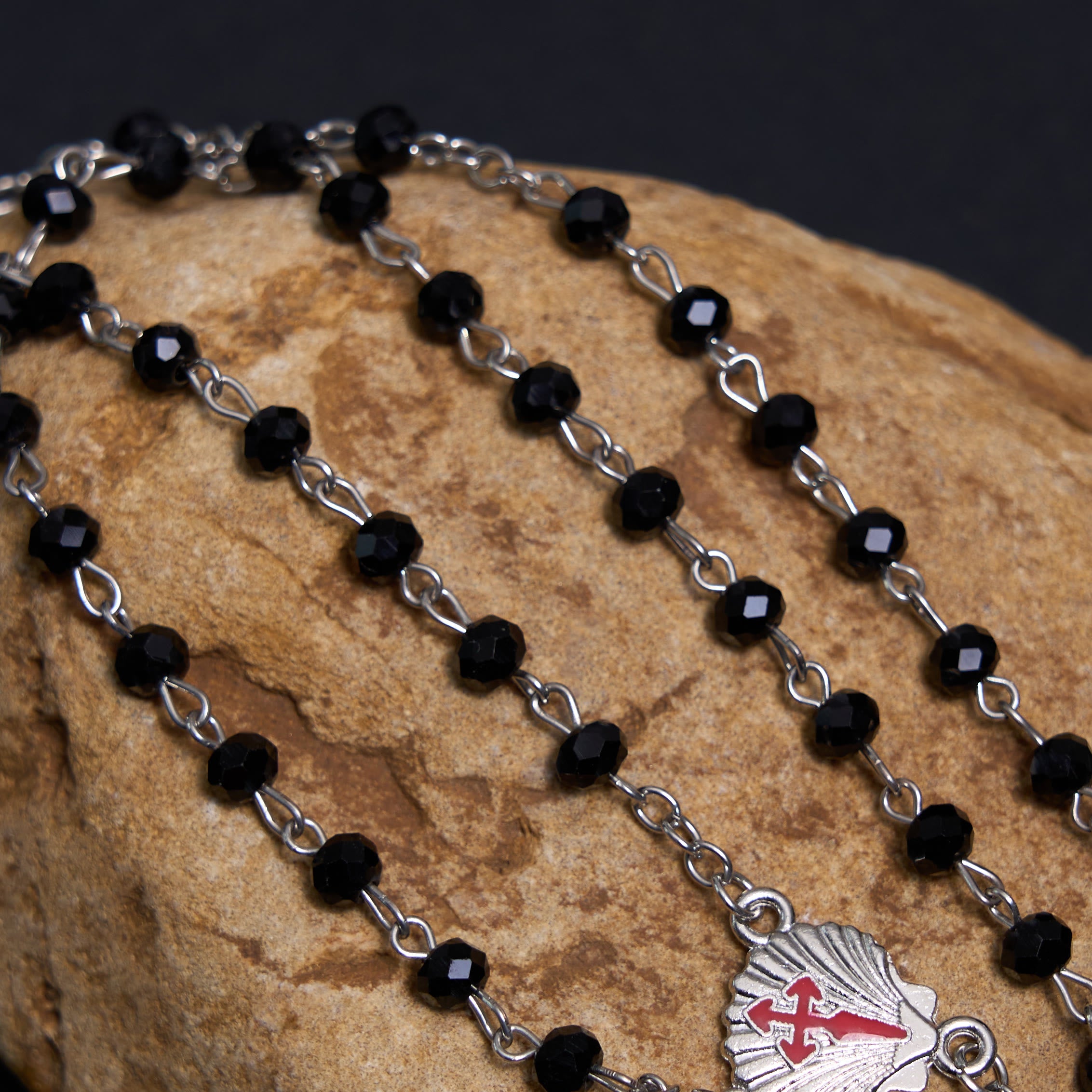 Christiandiscipleshop Crucifix of 6 mm Polyhedron Black Crystal Alloy Chain Rosary