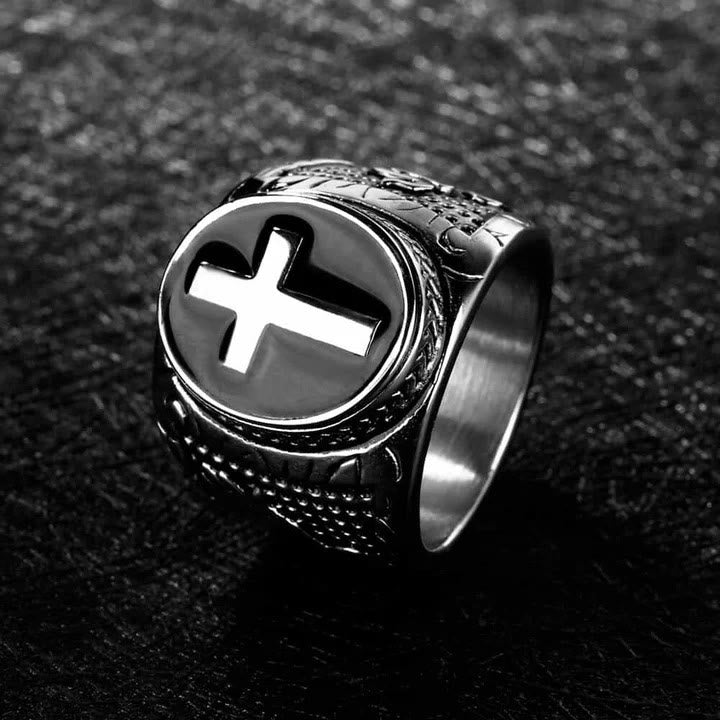 Christiandiscipleshop Retro Cross "Hand of God" Titanium Religion Ring